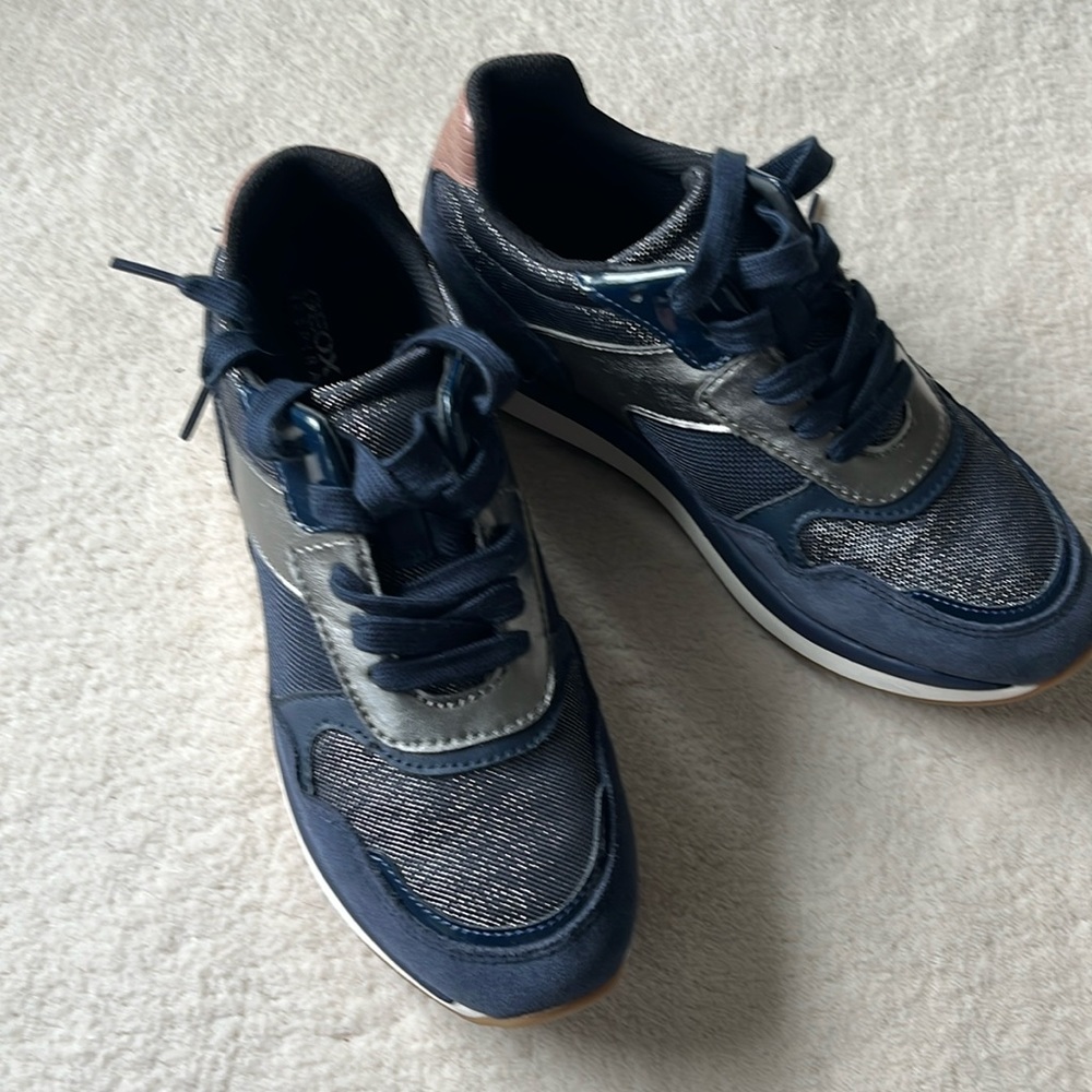 GEOX RESPIRA sneakers, size 7, 37